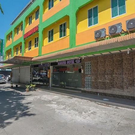 Reddoorz Near Nagoya Citywalk Batam 2 Kültér fotó