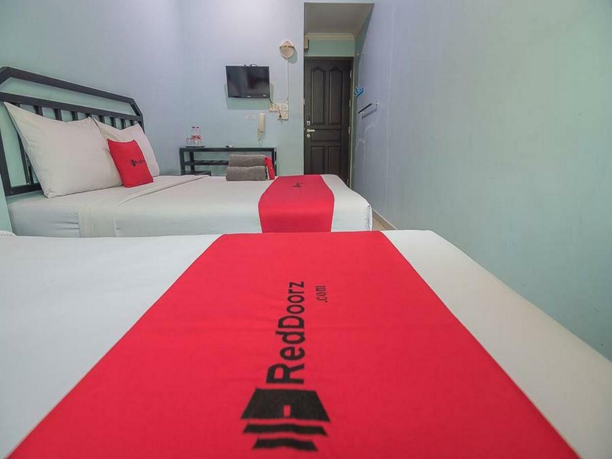 Reddoorz Near Nagoya Citywalk Batam 2 Kültér fotó